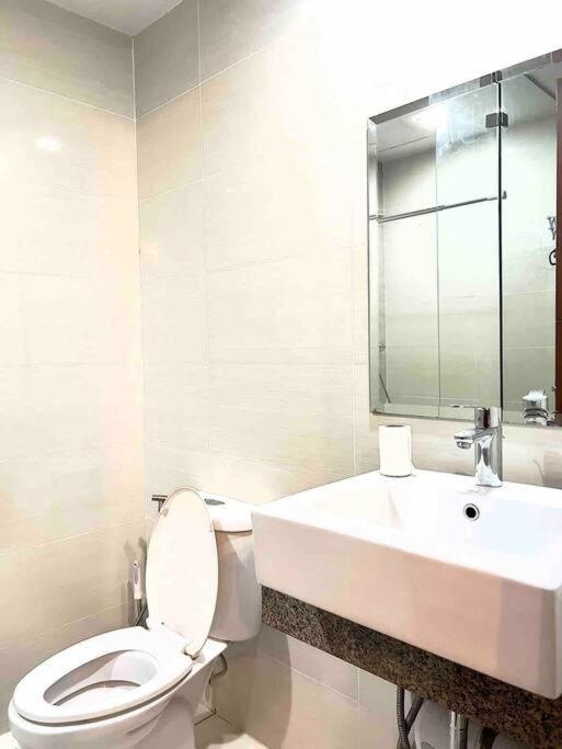 One Uptown Residences Bgc Taguig Exterior foto